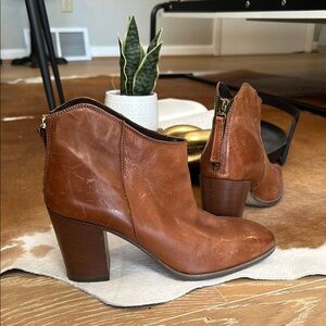 Clarks Lora Lana Women’s Brown Leather Ankle Booties with Zipper